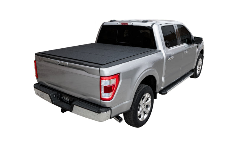 Access Ram 1500 / 19+ Ram Classic (w/o Rambox) 5ft 7in LOMAX Trifold Bed Cover - Black Diamond