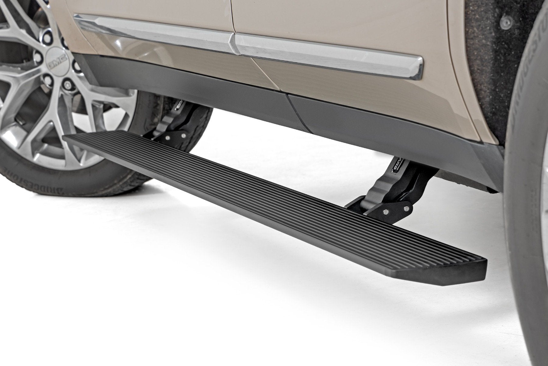 Power Running Boards - Dual Electric Motor - GMC Yukon XL 1500 2WD/4WD (21-25)