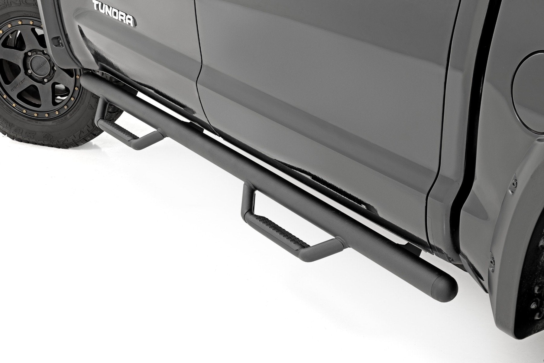 Nerf Steps - Cab Length - CrewMax - 5'7" Bed - Toyota Tundra 2WD/4WD (07-21)