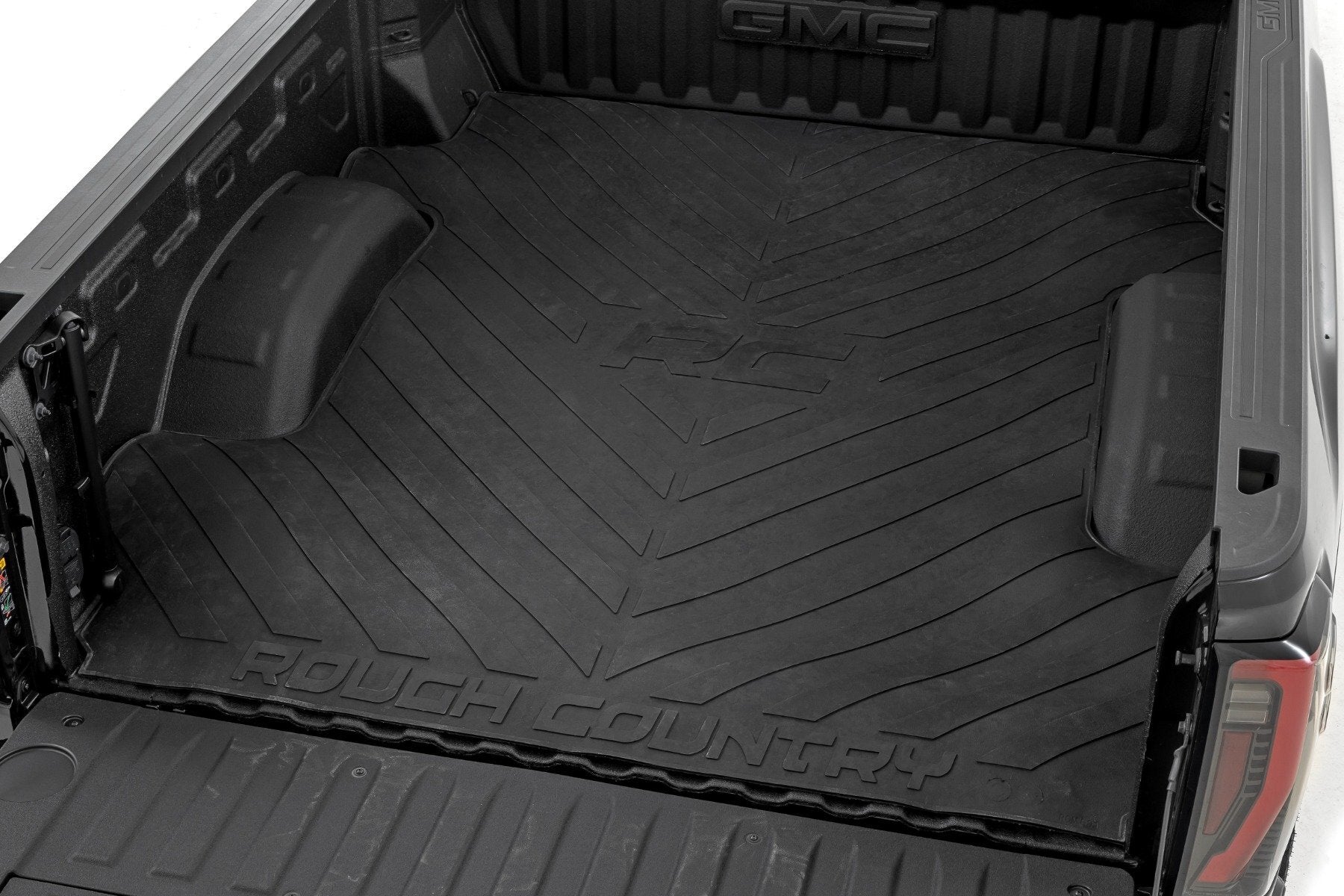 Rough Country Bed Mat - 6'9" Bed - RC Logo - Chevy/GMC  Silverado/Sierra 2500HD/3500HD (20-25) - RCM691