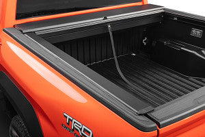 Roll-N-Lock 2024+ Toyota Tacoma 5ft M-Series Retractable Tonneau Cover