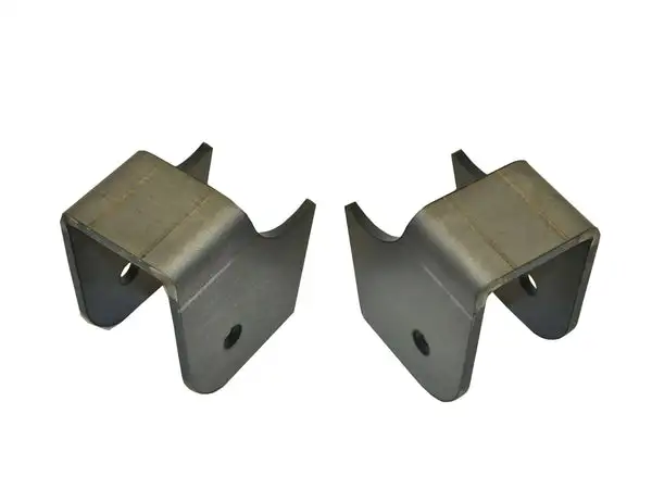 Rusty's TJ Rear Axle Lower Mounts (Pair) - 8 Degree Offset - 3/16" Thickness